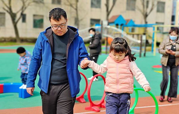 幼兒園老師，千萬不能慣著家長